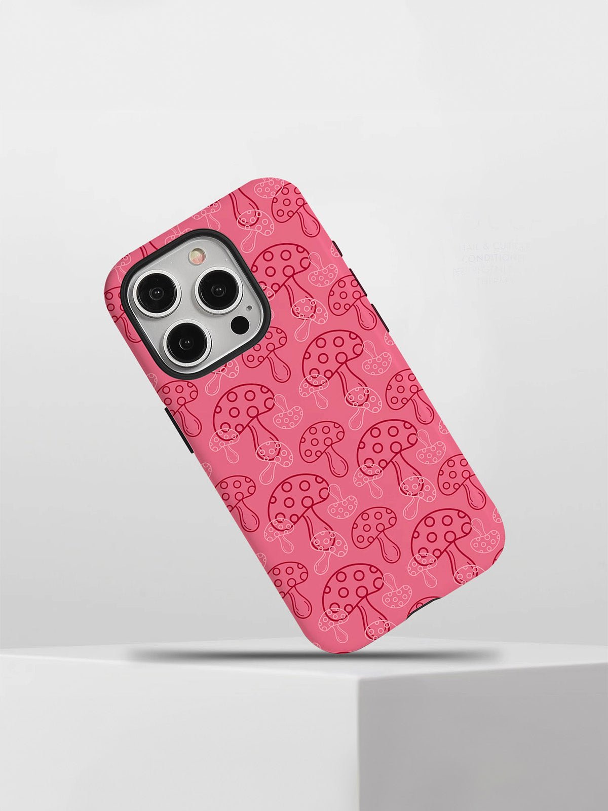 Coque iPhone champignons rose, protection anti - choc, finition mate, motif ludique, compatible MagSafe, modèle Chipie - Coque iPhone - Rose iPhone X