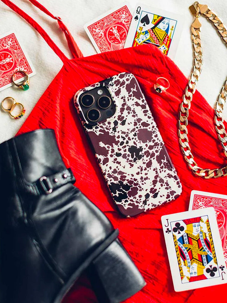 Coque iPhone, motif vache, protection antichoc, design original, style cow - girl, coque rigide stylée, modèle Calamity - Coque iPhone - Blanc et marron iPhone X