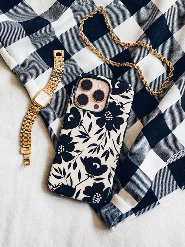 Coque iPhone noir et blanc, motif floral graphique, protection antichoc, finition mate ou brillante, compatible MagSafe, modèle Psica - Coque iPhone - Noir et blanc iPhone 11