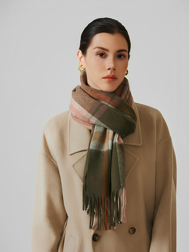 Écharpe 100% laine à carreaux pour femme, chaude et douce pour l'automne - hiver, format long avec franges, style chic et enveloppant, modèle Kiara - Écharpe - Multicolore