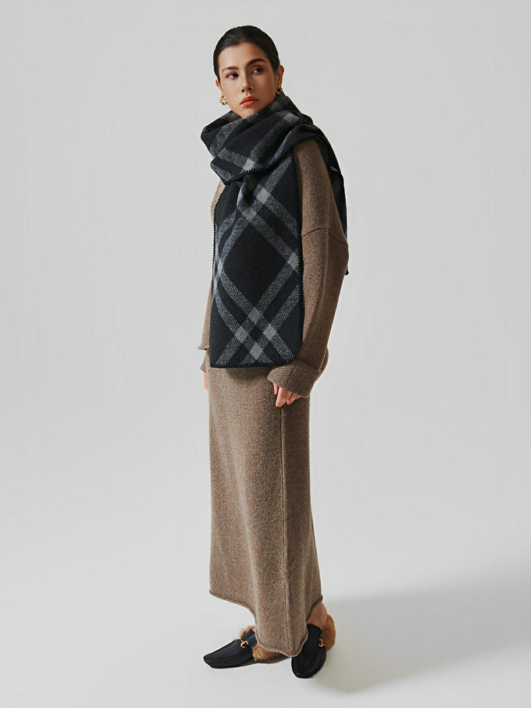 Écharpe à carreaux double face, chaude hiver femme, en laine douce longue, motif british chic luxueux, modèle Barina - Écharpe - Noir et gris