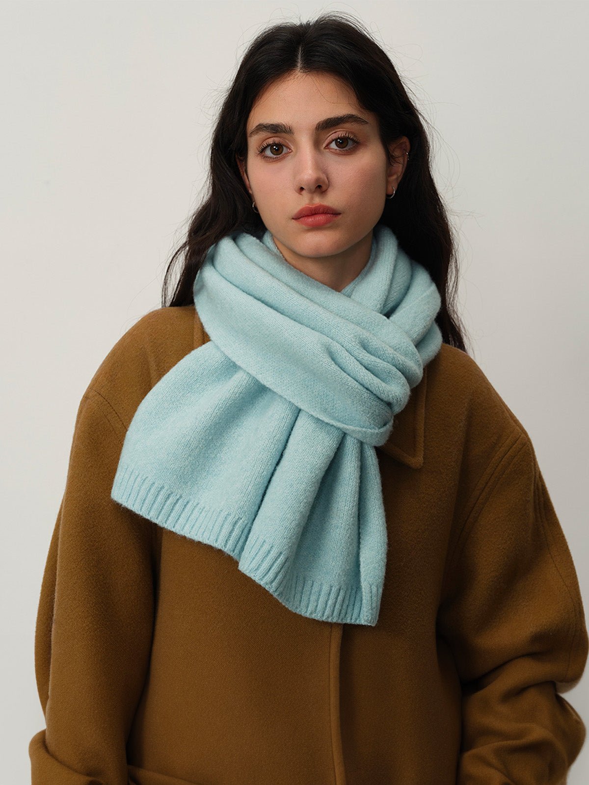 Écharpe douce en laine, maille épaisse hiver, toucher duveteux, unisexe, look cosy, chaude et confortable, coloré, modèle Wiza - Écharpe - Bleu clair