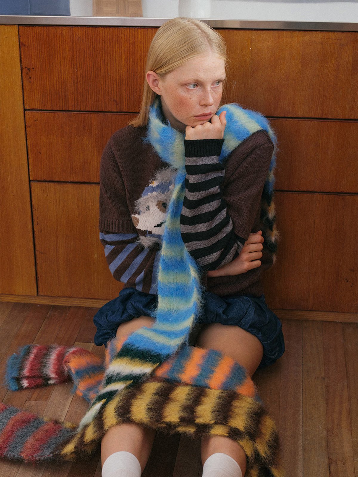 Écharpe en maille duveteuse, rayures multicolores, douce et chaude, style streetwear hivernal, longue écharpe fine, modèle tendance unisexe, modèle Fizie - Écharpe - Style 1