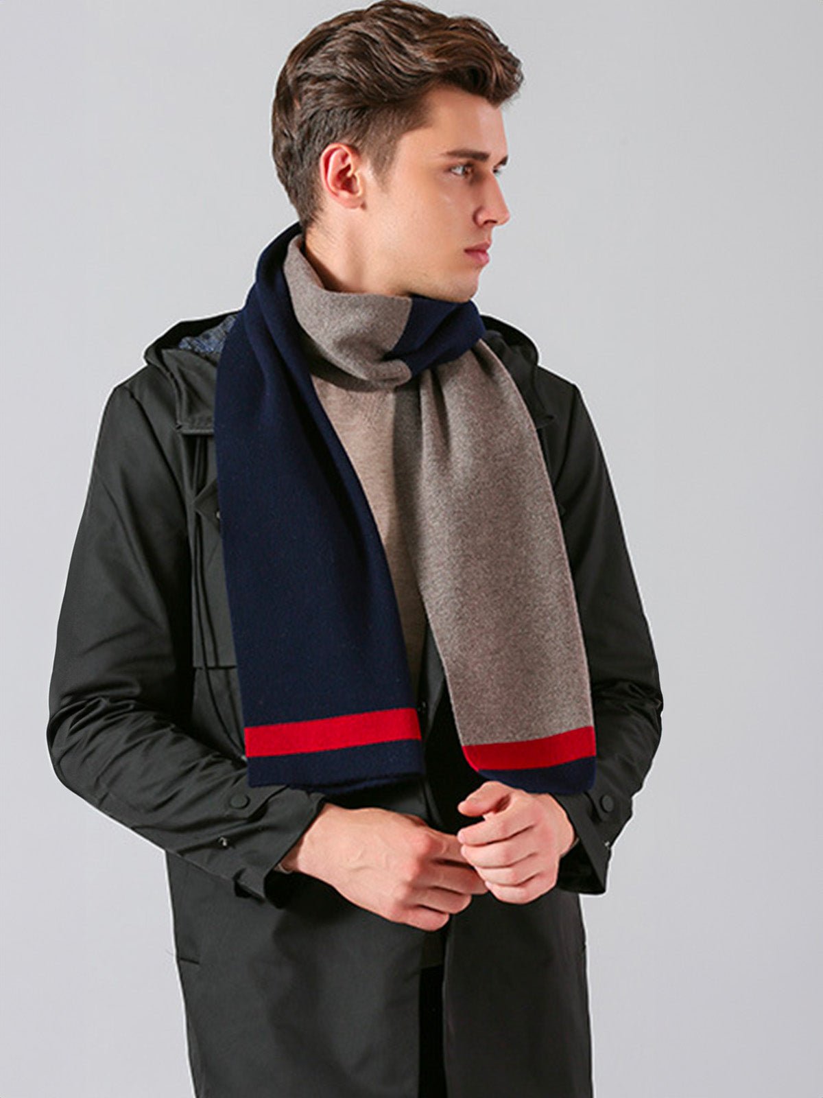 Écharpe en pure laine, douceur hivernale, tricot fin, design sobre, rayures contrastées, accessoire chaud, style business, modèle Olide - Écharpe - Style 1