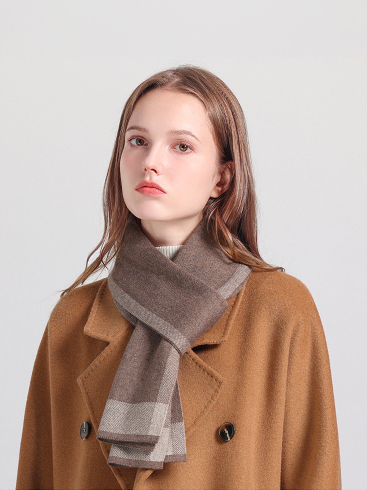 Écharpe femme en laine hiver, cachemire doux et coton, motif carreaux, coloris sobres, chaud et confortable, modèle Aïsha - Écharpe - Marron