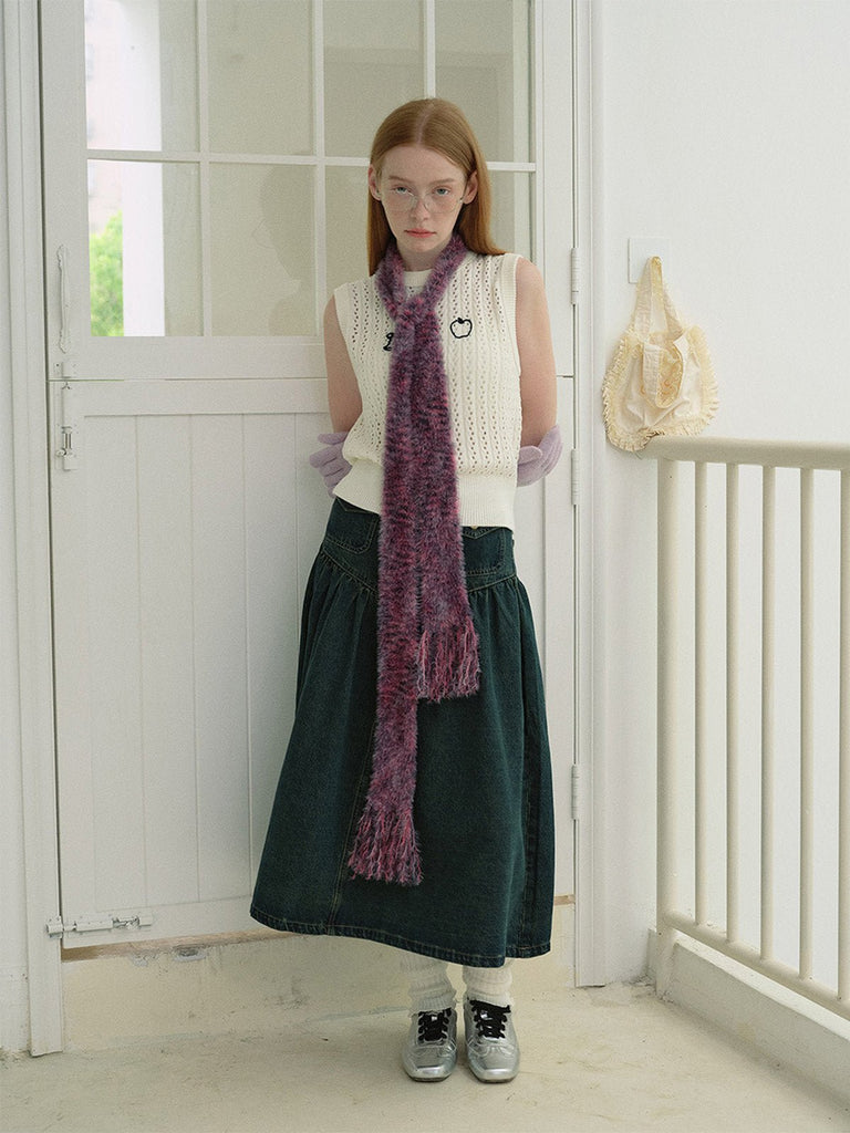 Écharpe fine en fausse fourrure, style doux et fantaisie, longue à franges, accessoire hiver femme, toucher duveteux, design original, modèle Rafla - Écharpe - Rose foncé