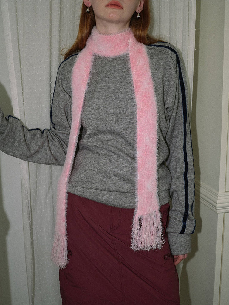 Écharpe fine en fausse fourrure, style doux et fantaisie, longue à franges, accessoire hiver femme, toucher duveteux, design original, modèle Rafla - Écharpe - Rose