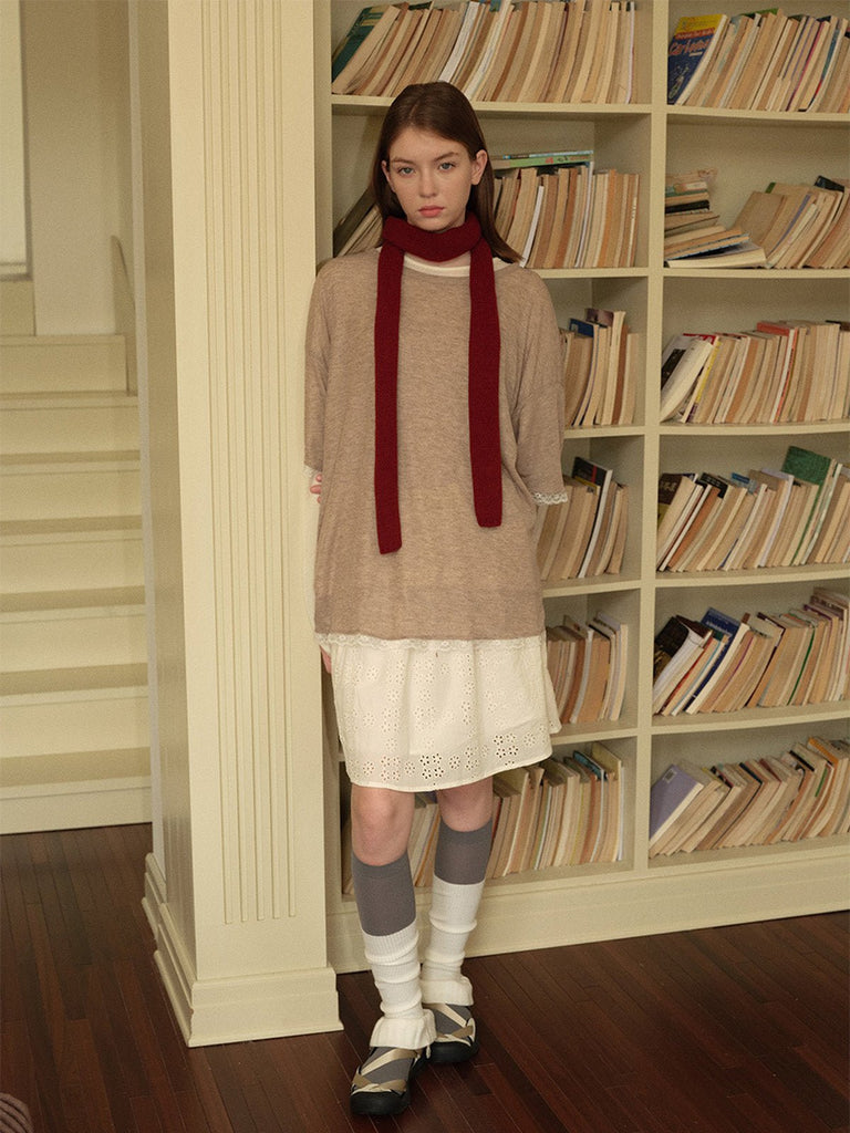 Écharpe fine en pure laine, toucher doux, format étroit, chaude et légère, style minimaliste, hiver 2024, plusieurs coloris, modèle Estelle - Écharpe - Rouge