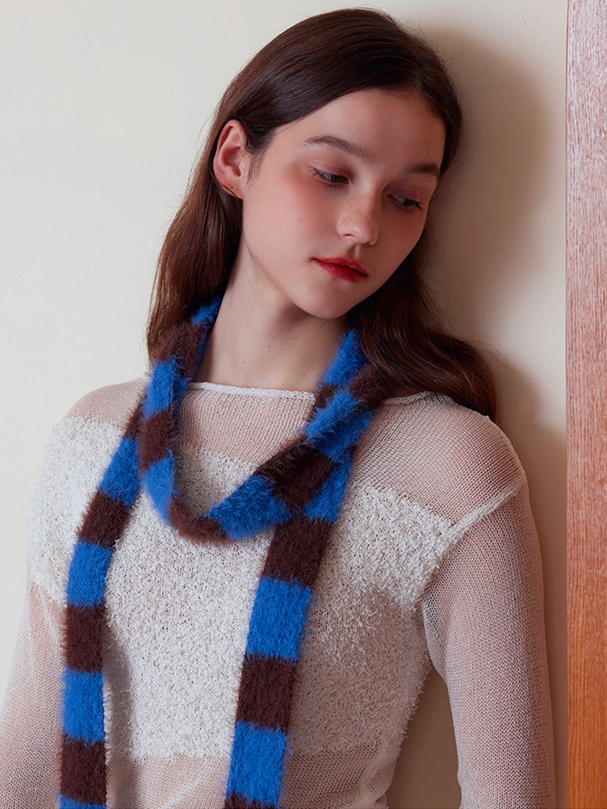 Écharpe fine rayée femme, écharpe douce et longue, écharpe hiver colorée, écharpe fine en nylon, écharpe chaude pour l'hiver, modèle Insy - Écharpe - Bleu et marron