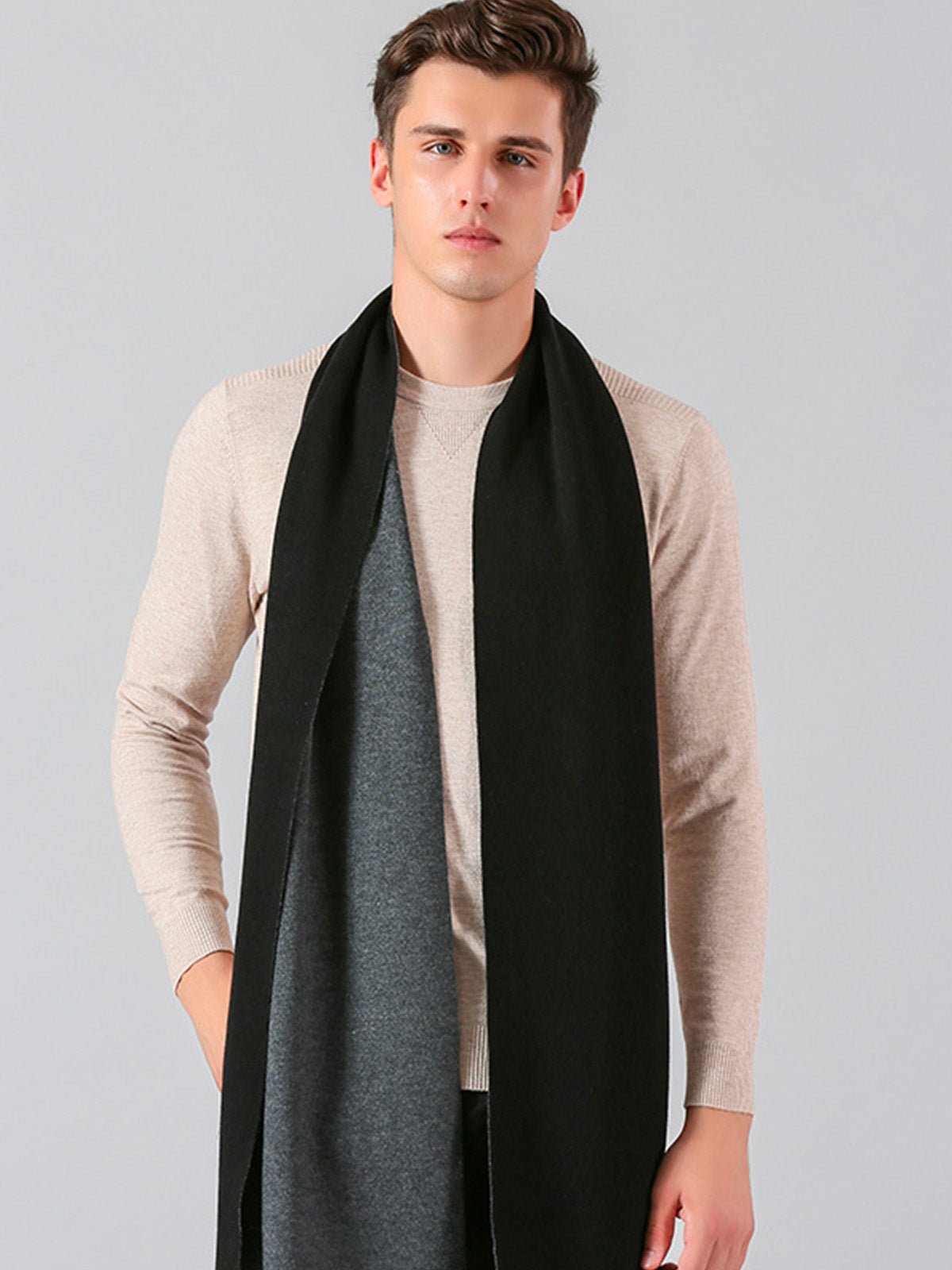 Écharpe homme hiver, cachemire doux, noir et gris double face, design minimal, grand format chaud, modèle Théo - Écharpe - Gris