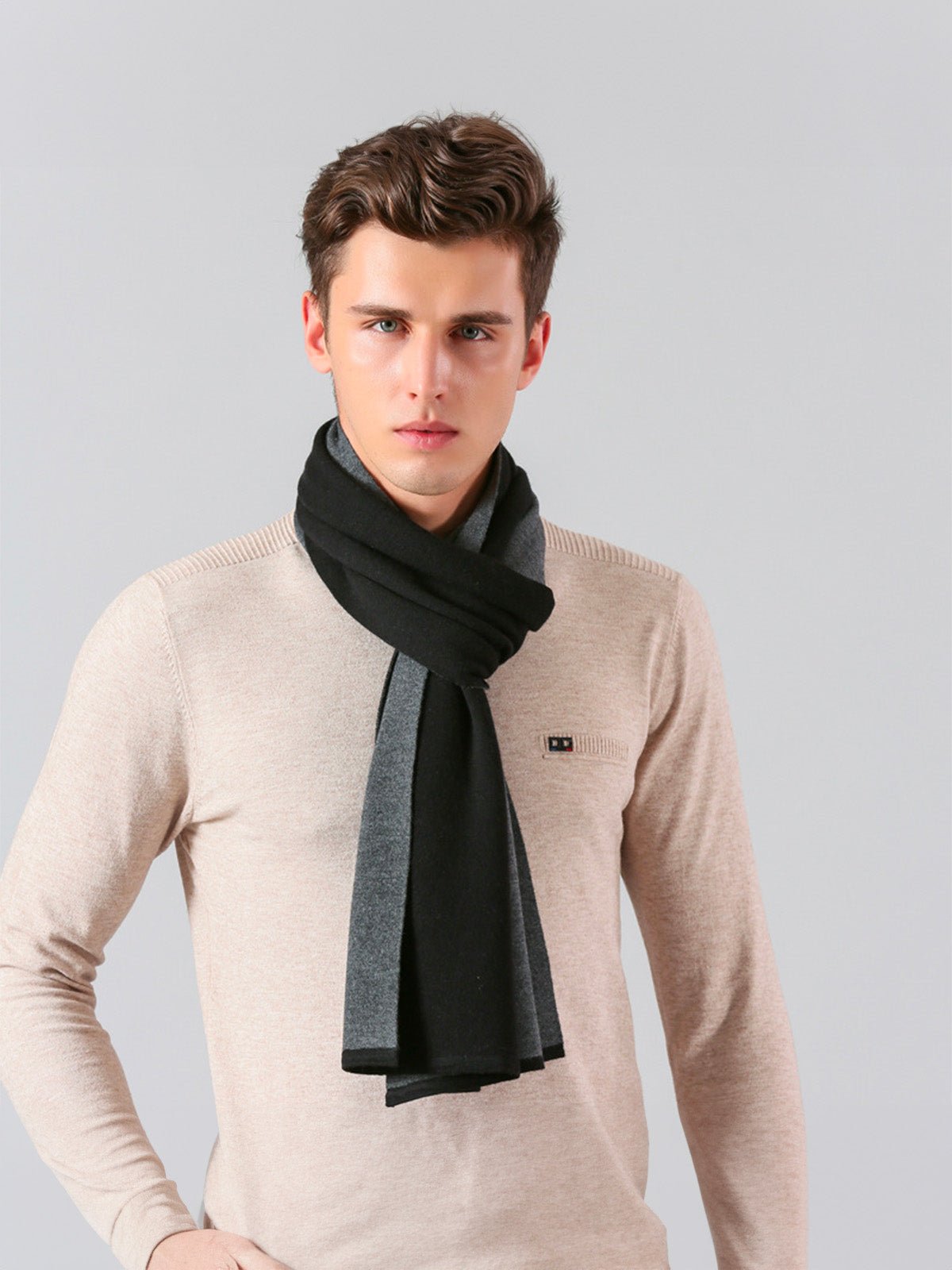 Écharpe homme hiver, cachemire doux, noir et gris double face, design minimal, grand format chaud, modèle Théo - Écharpe - Gris