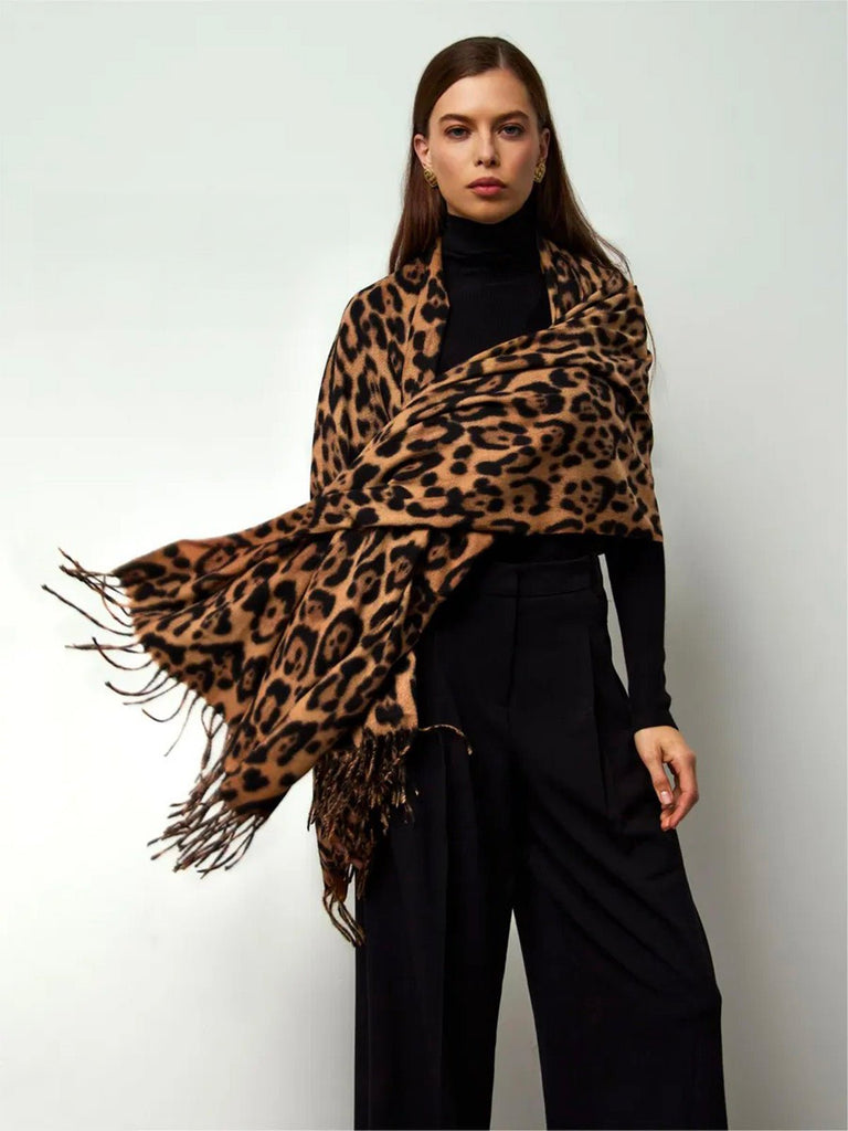 Écharpe léopard femme, douce et chaude, laine et éco - cachemire, grand format 180x70 cm, accessoire hiver chic, style audacieux et confortable, modèle Zorus - Écharpe - Camel
