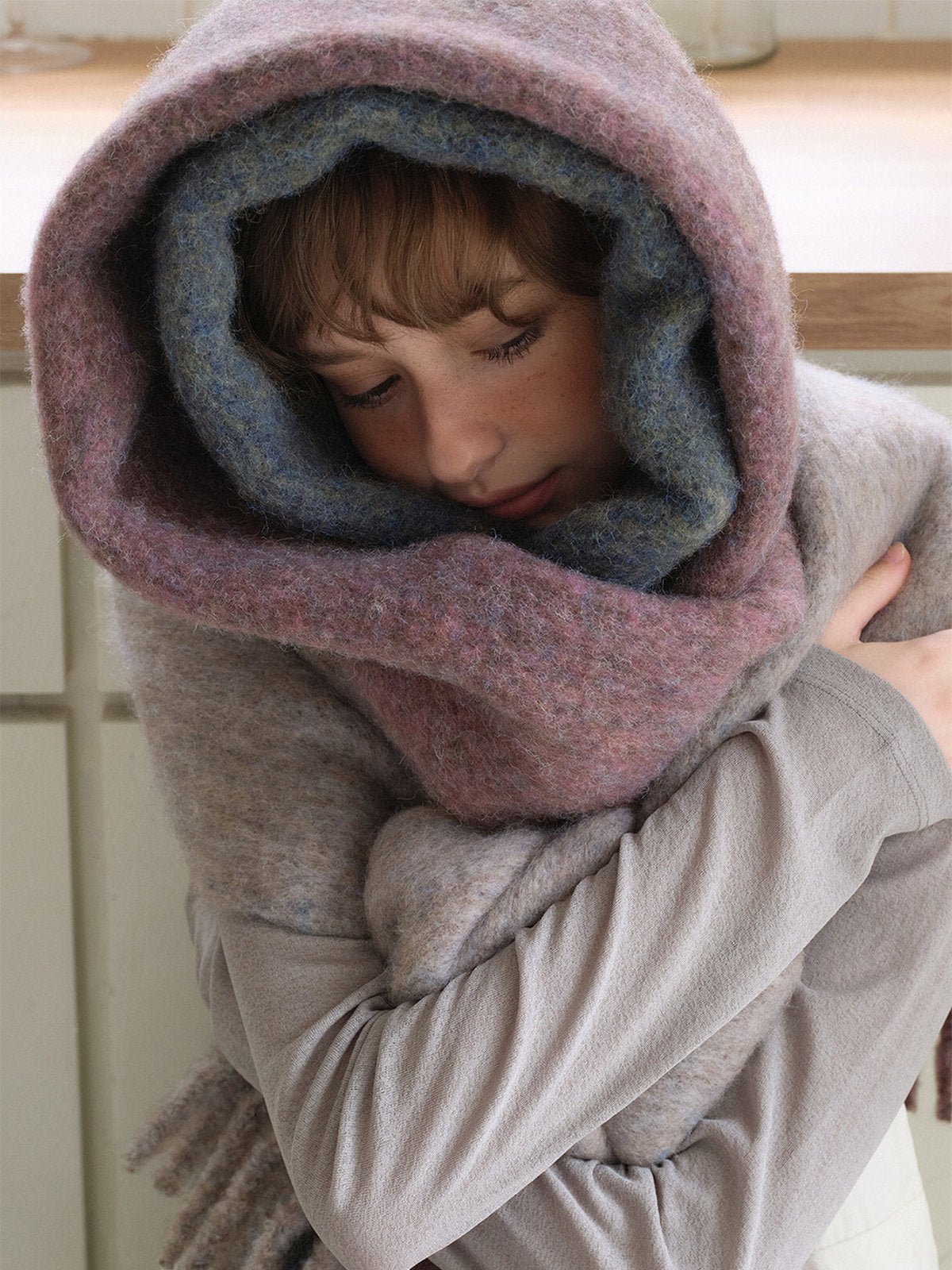 Écharpe longue douce hiver, laine mélangée chaude, coloris chinés, avec franges, accessoire cocooning chic, modèle Sodène - Écharpe - Rose