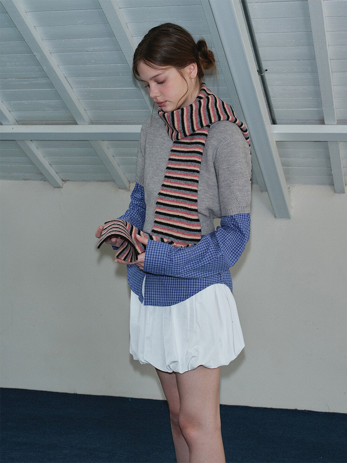 Écharpe longue rayée, maille douce hiver, motif géométrique noir rose ou vert anis, tricotée à rayures, chaude et moelleuse, modèle Nidenne - Écharpe - Rose