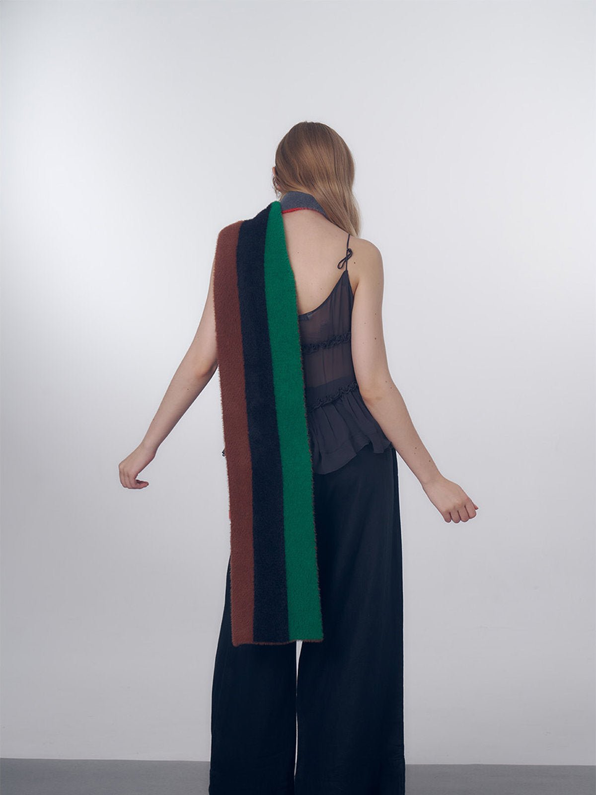 Écharpe longue rayée multicolore, laine duveteuse douce, chaude et légère, maille fine hiver, accessoires mode colorés, modèle Nadum - Écharpe - Style 2