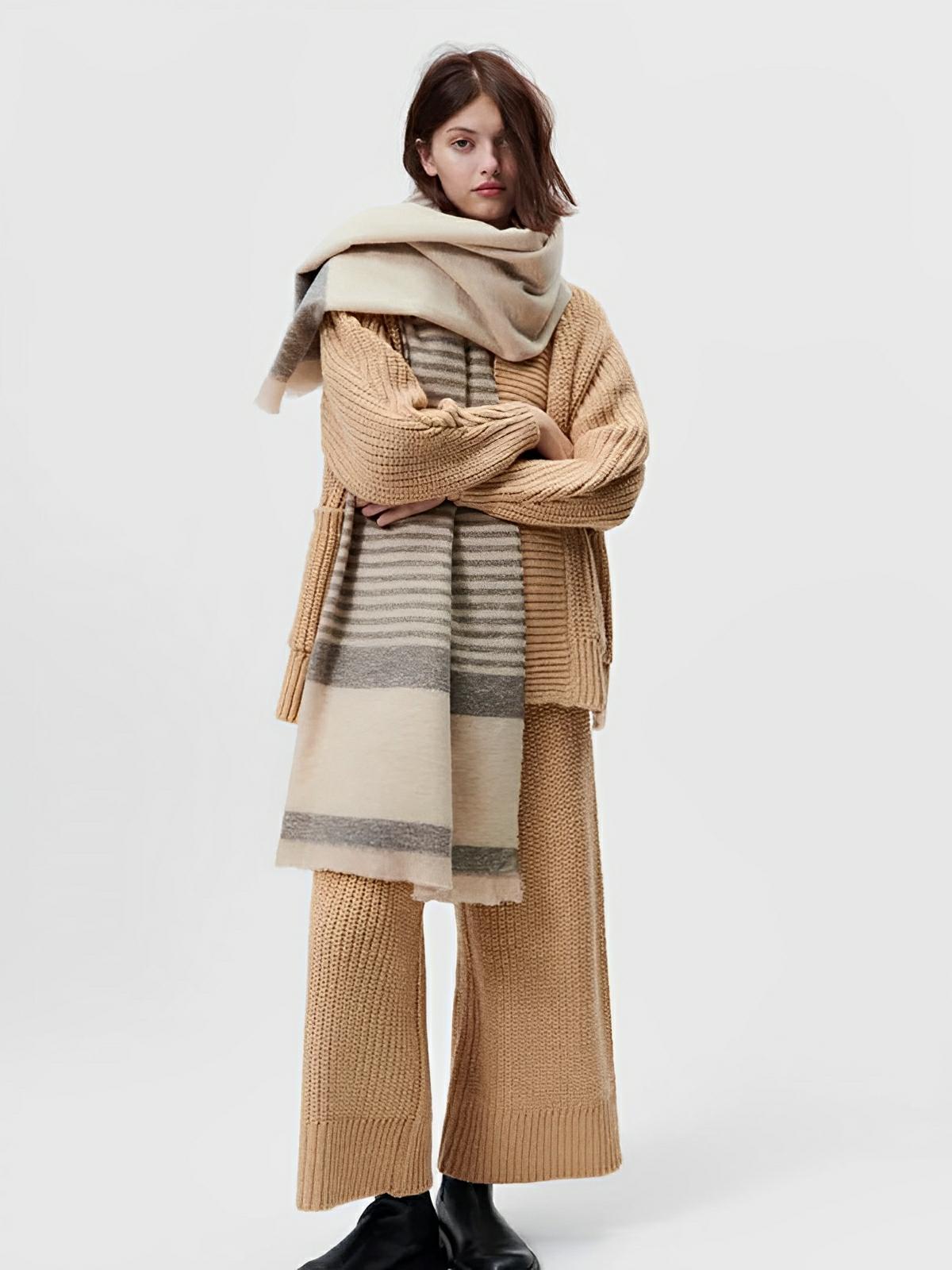 Écharpe pour femme, d'hiver, rayée, douce, à motifs rayures et carreaux gris, modèle Anaïs - Écharpe - Beige
