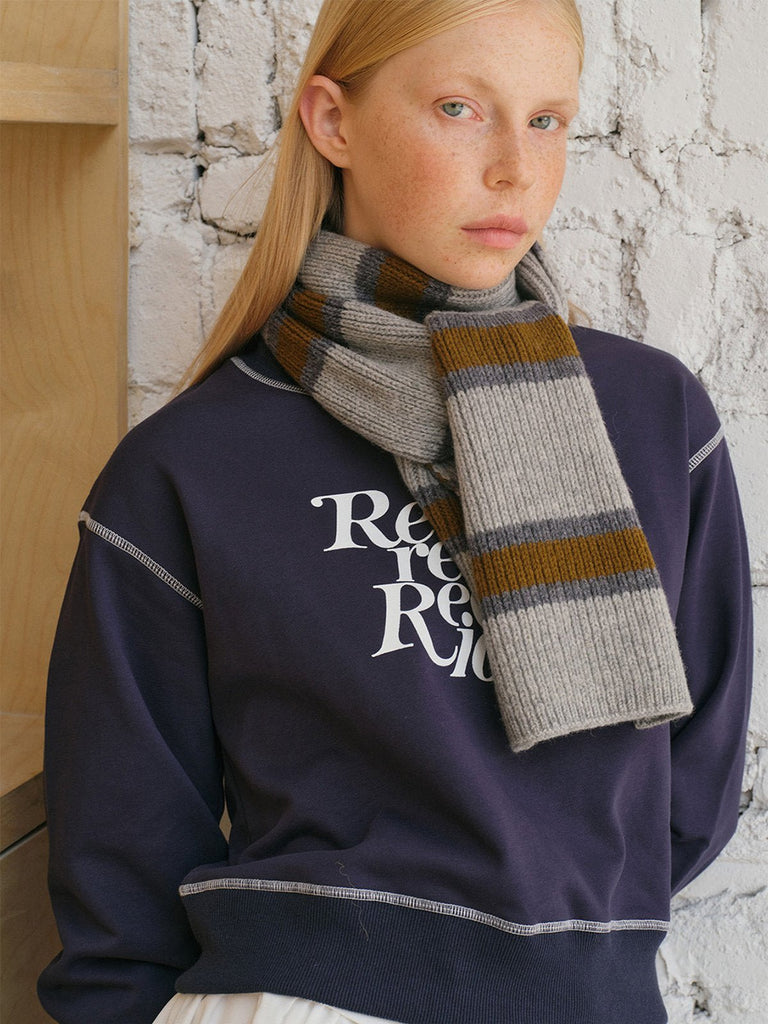 Écharpe rayée hiver femme, laine douce chaude, motif à rayures larges, tricotée à maille épaisse, style vintage graphique, modèle Zodia - Écharpe - Gris