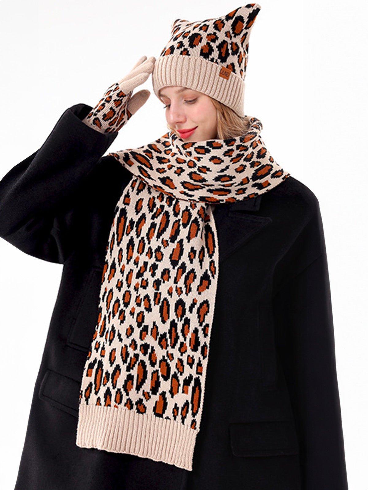 Ensemble bonnet gants écharpe femme, tricot léopard hiver, set léopard chaud 3 pièces, accessoire mode saison froide, cadeau original automne hiver, modèle Zéderine - Écharpe - Beige