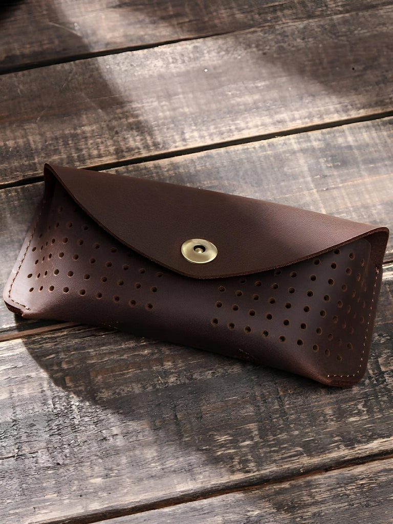 Étui à lunettes, en cuir, à l'aspect pratique, design perforé, modèle Ézéchias - Coffret - Café