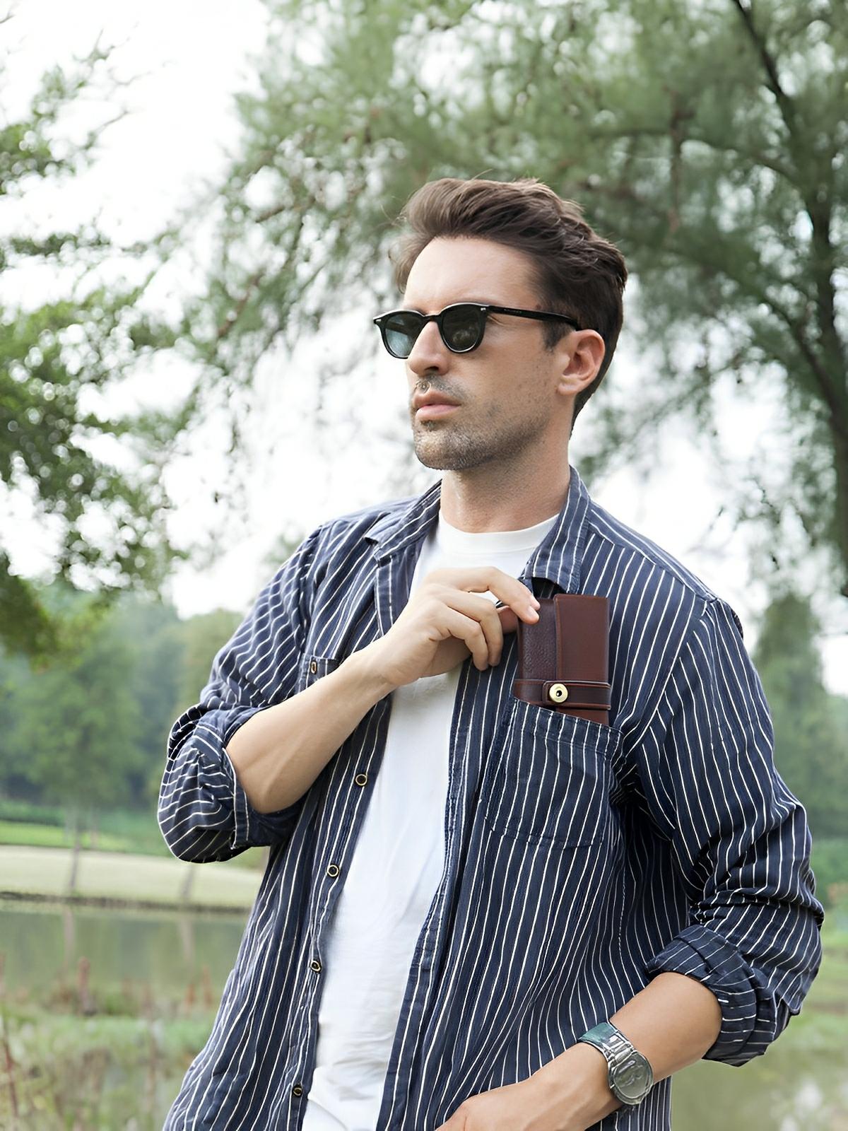 Étui à lunettes, en cuir, subtil et authentique, modèle Aymon - Coffret - Café