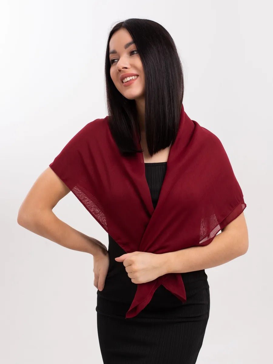 Foulard carré femme 95x95cm, soie imitation douce, coloris unis variés, accessoire polyvalent, léger printemps été, modèle Lala - Écharpe - Bordeaux