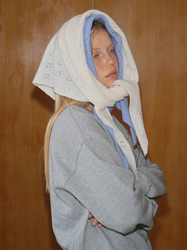 Foulard triangle en laine, maille ajourée douce, écharpe d’hiver femme, style punk et streetwear, coloris pastel, modèle Civic - Écharpe - Blanc