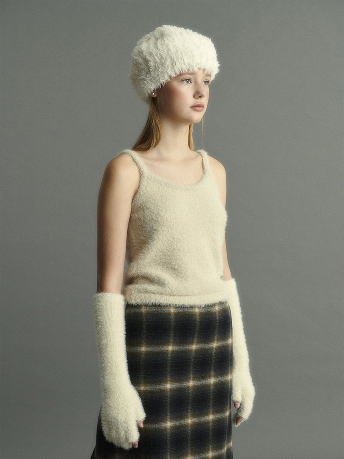 Gant long hiver femme, fausse fourrure doux, gant sans doigts peluche, gant violet crème noir, gant mode hiver chaud, modèle Likta - Écharpe - Blanc