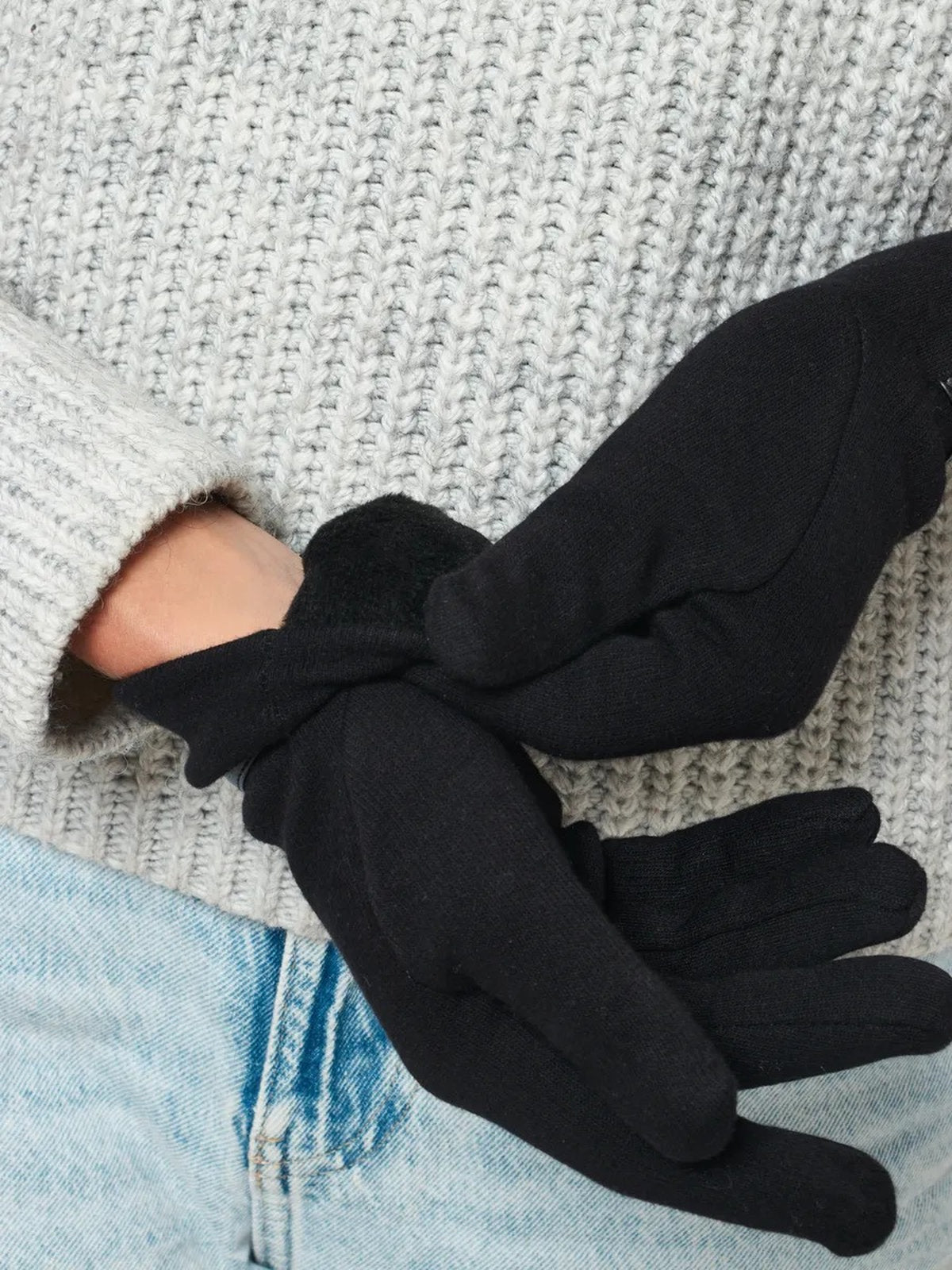 Gants d’hiver femme en suédine doublés polaire, toucher tactile, chauds et confortables, poignet en fausse fourrure, style minimal chic, parfaits pour le froid, modèle Zadolie - Écharpe - Noir