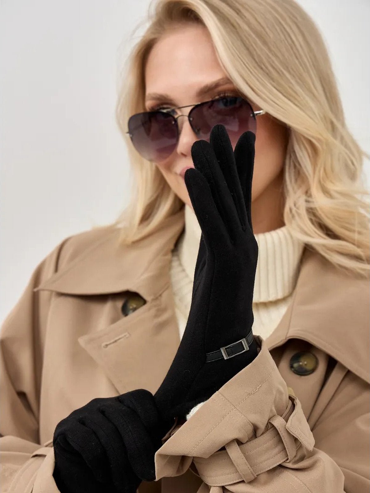 Gants d’hiver femme en suédine doublés polaire, toucher tactile, chauds et confortables, poignet en fausse fourrure, style minimal chic, parfaits pour le froid, modèle Zadolie - Écharpe - Noir