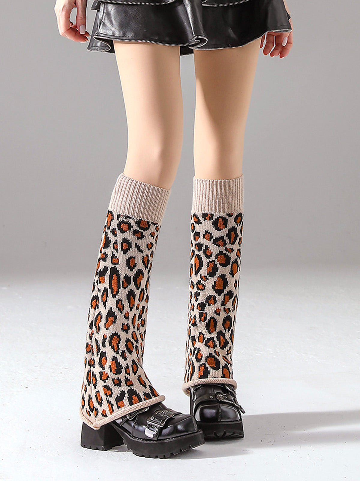 Guêtres léopard hiver, longues tricot, guêtres chaudes femme, fantaisie et tendance à la mode, modèle Fadèze - Guêtre - Beige