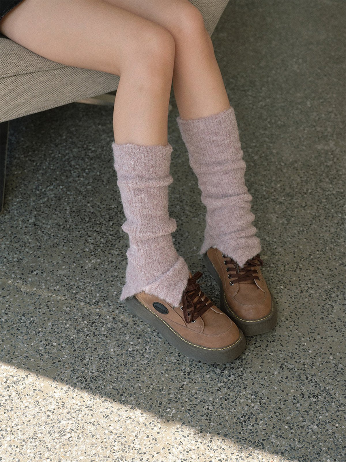 Guêtres tricotées femme hiver, accessoire chaud laine mélangée, guêtres longues douces, épaisses confortables, guêtres style ballet, modèle Noody - Guêtre - Violet