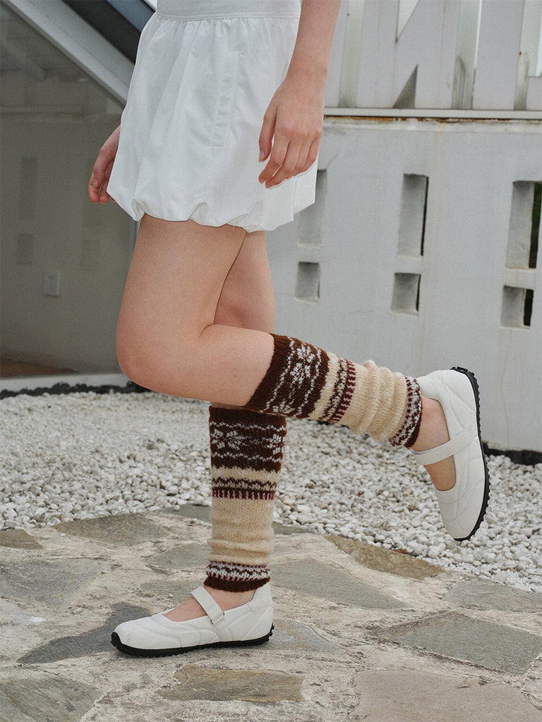 Guêtres tricotées femme, laine mélangée chaude, motif jacquard nordique, accessoire hiver confortable, guêtres longues beige marron, modèle Amnèse - Guêtre - Marron et beige