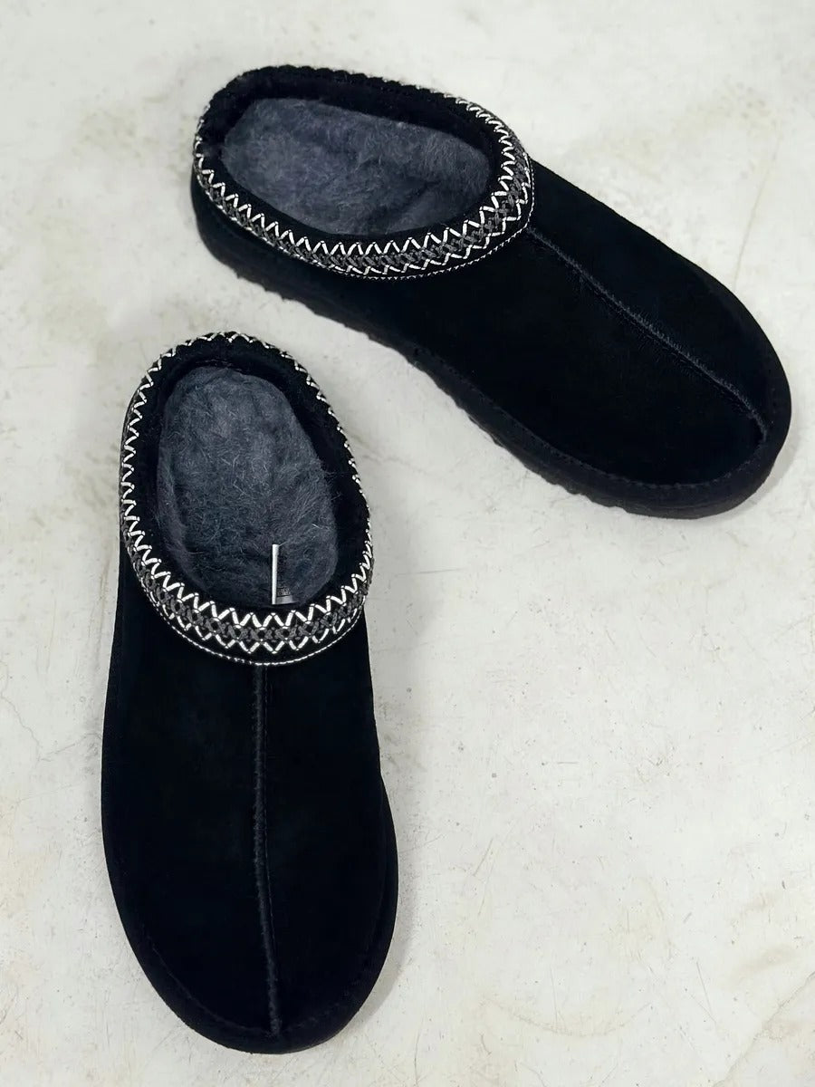 Women's winter slippers, wool-lined slippers for winter, thick sole slippers, home comfort, winter sneakers, Sinda model