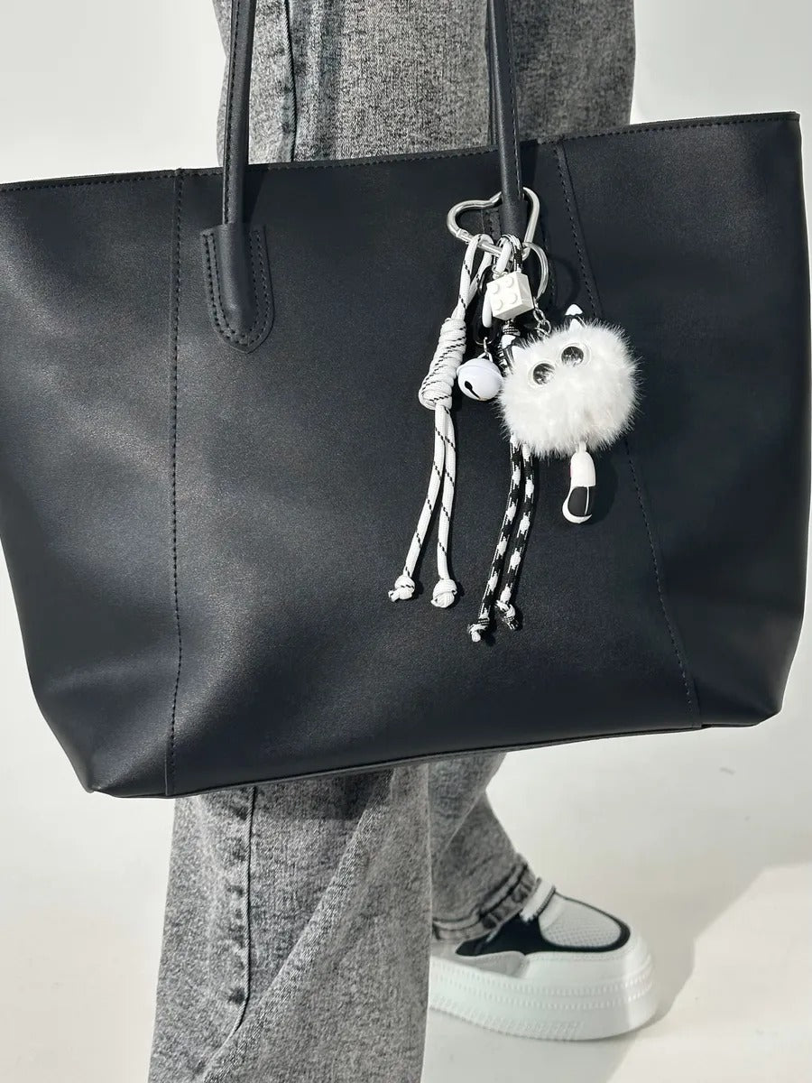 Portachiavi peluche gatto, gioiello da borsa carino, ciondolo fantasia bianco, moschettone a cuore, accessorio borsa originale, modello Pouf