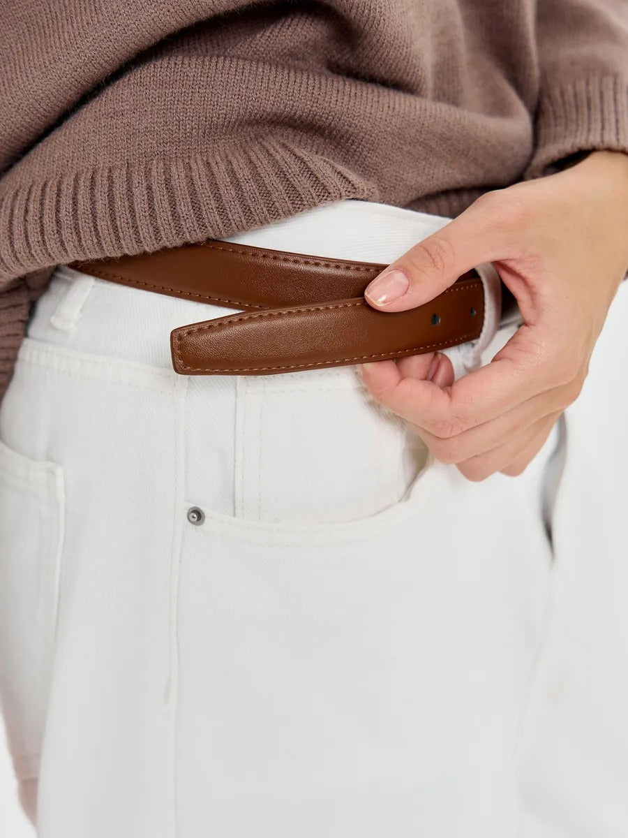 Women's leather belt, modern rounded golden buckle, classic thin belt, fashion accessory 2025, Adla model