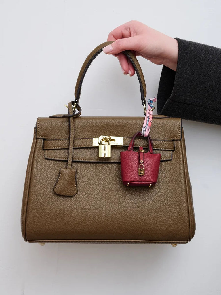 Mini sac bijoux de sac, porte-clés luxe, cuir grainé, format AirPods, accessoire luxueux, modèle Trésor