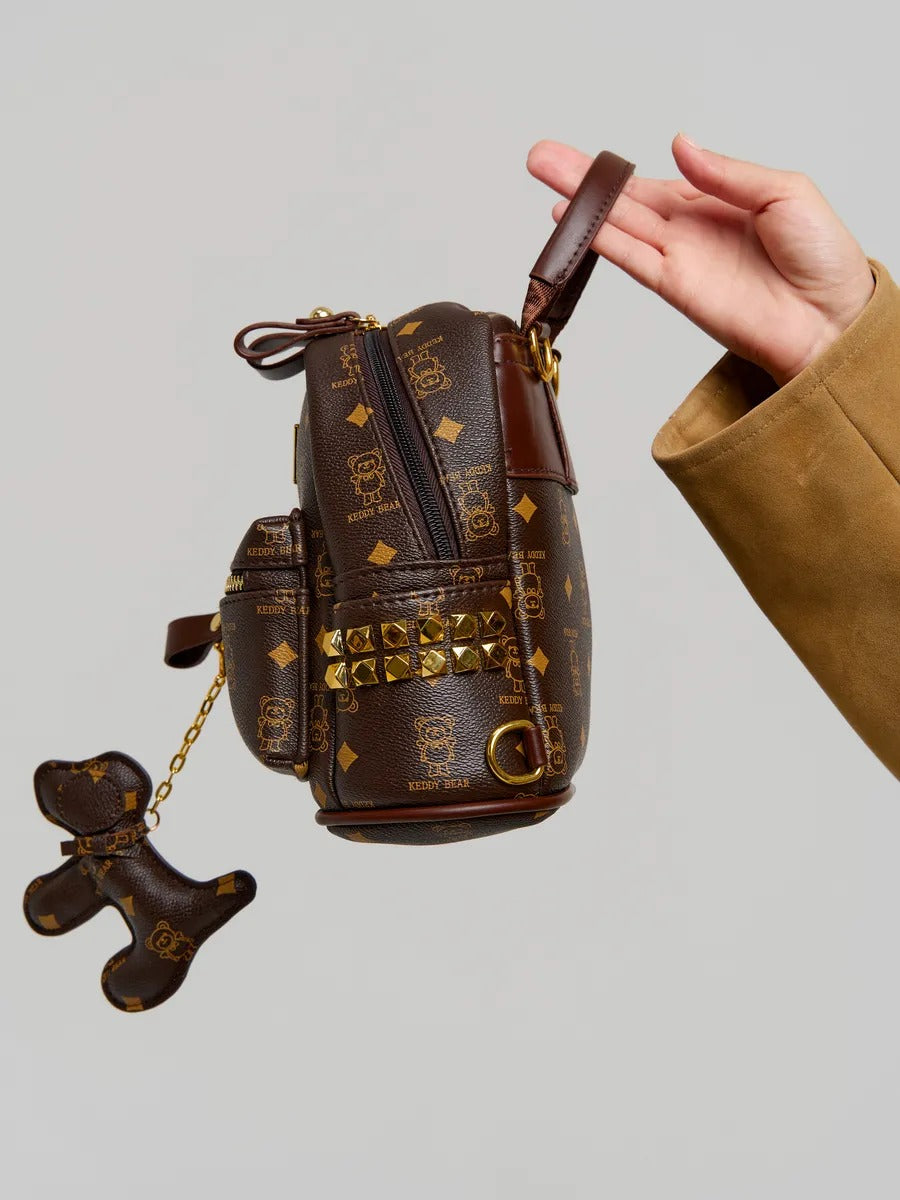 Mini Rucksack Damen braun, Rucksack mit Bärenmuster "Teddy Bear", tragbare Modetasche, trendige Stadttasche, Luxusaspekt Tasche, Modell Louisa