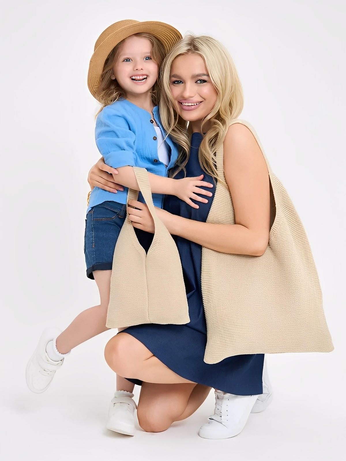 Tote-bag tricoté, sac à main en maille, sac fourre-tout léger, sac épaule souple, sac cabas maman fille, modèle Martine