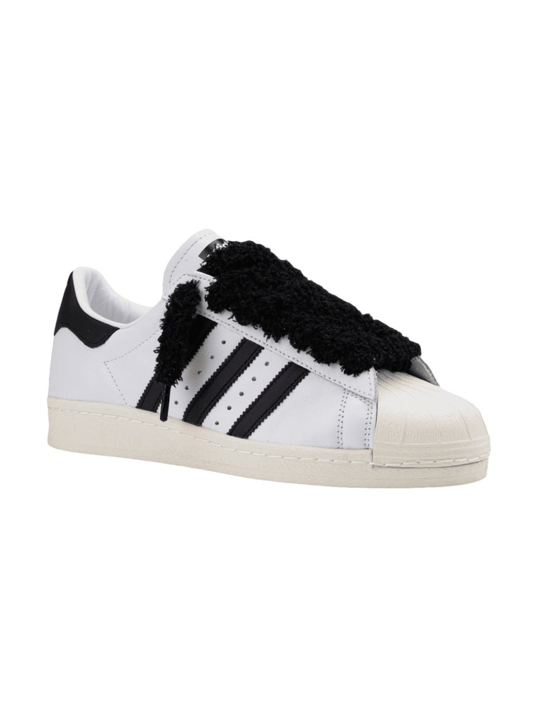 Lacets fluffy big, lacets épais pelucheux, colorés et fantaisie, lifestyle et accessoire sneakers, modèle Uyime - Noir 80 cm