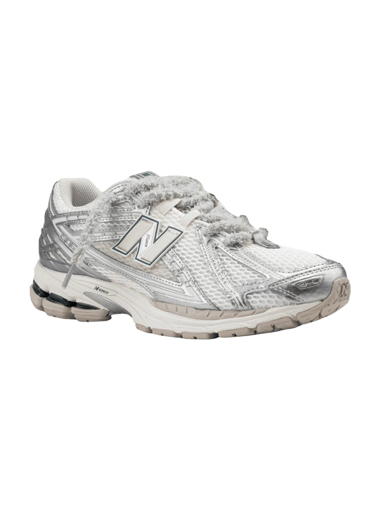 Lacets fluffy, lacets fin pelucheux, colorés et fantaisie, lifestyle et accessoire sneakers, modèle Estime - Gris 80 cm