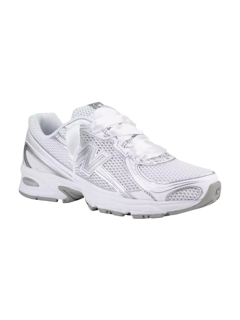 Lacets ruban type satin pour chaussures, lacets décoratifs larges, accessoires colorés pour baskets et sneakers, modèle Opia - Blanc 80 cm