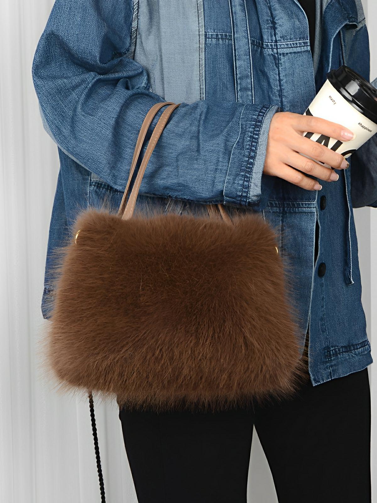 Mini sac à main en fourrure, bandoulière douce, modèle Elsa - Sac à main - Marron