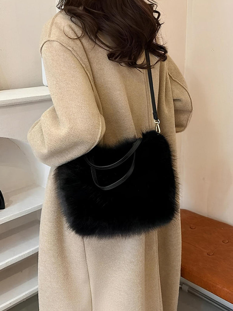 Mini sac à main en fourrure, bandoulière douce, modèle Elsa - Sac à main - Noir