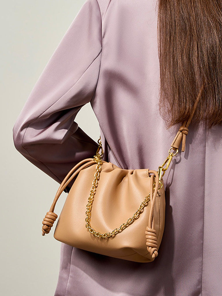 Mini sac seau en cuir, sac bandoulière avec chaîne, sac à lacets en cuir souple, sac à main tendance 2025, sac féminin chic, modèle Ipsy - Sac à main - Camel