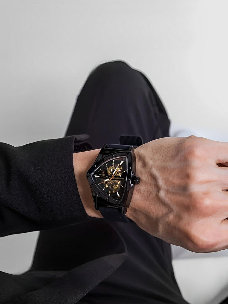 Montre homme automatique, boîtier triangulaire, cadran squelette, bracelet silicone, aiguilles luminescentes, modèle Karl - Montre - Noir