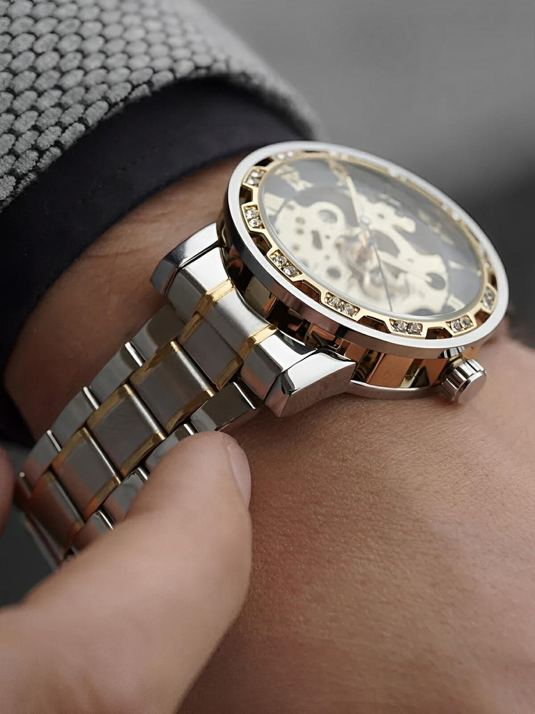 Montre mécanique squelette homme, mouvement automatique, cadran ajouré, bracelet acier, design luxueux, modèle Waylon - Montre - Argent et or