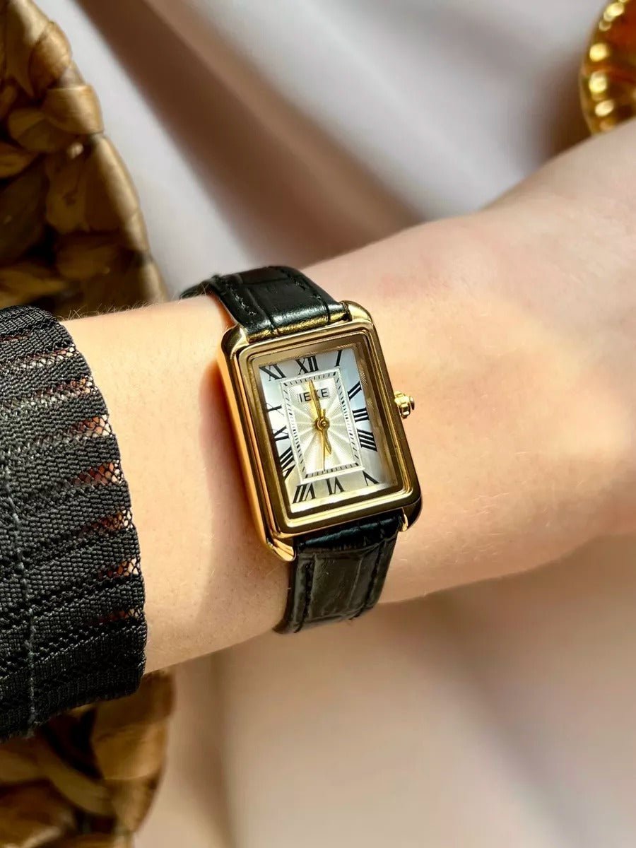 Montre rectangulaire femme, boîtier doré, chiffres romains, bracelet simili vegan, style vintage, modèle Shana - Montre - Noire