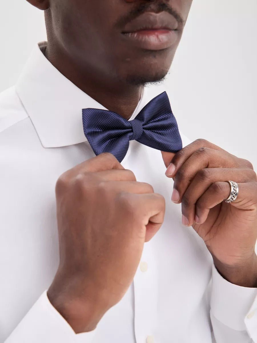 Nœud papillon homme mariage, nœud papillon cérémonie uni, accessoire costard homme, nœud papillon noir, nœud papillon polyester ajustable, modèle Tom - Bonnets - Bleu marine