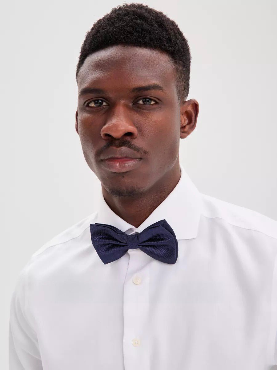 Nœud papillon homme mariage, nœud papillon cérémonie uni, accessoire costard homme, nœud papillon noir, nœud papillon polyester ajustable, modèle Tom - Bonnets - Bleu marine