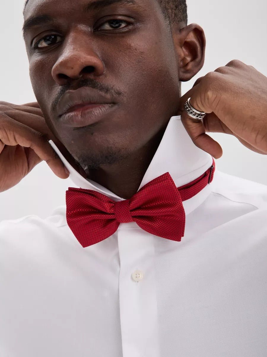 Nœud papillon homme mariage, nœud papillon cérémonie uni, accessoire costard homme, nœud papillon noir, nœud papillon polyester ajustable, modèle Tom - Bonnets - Rouge